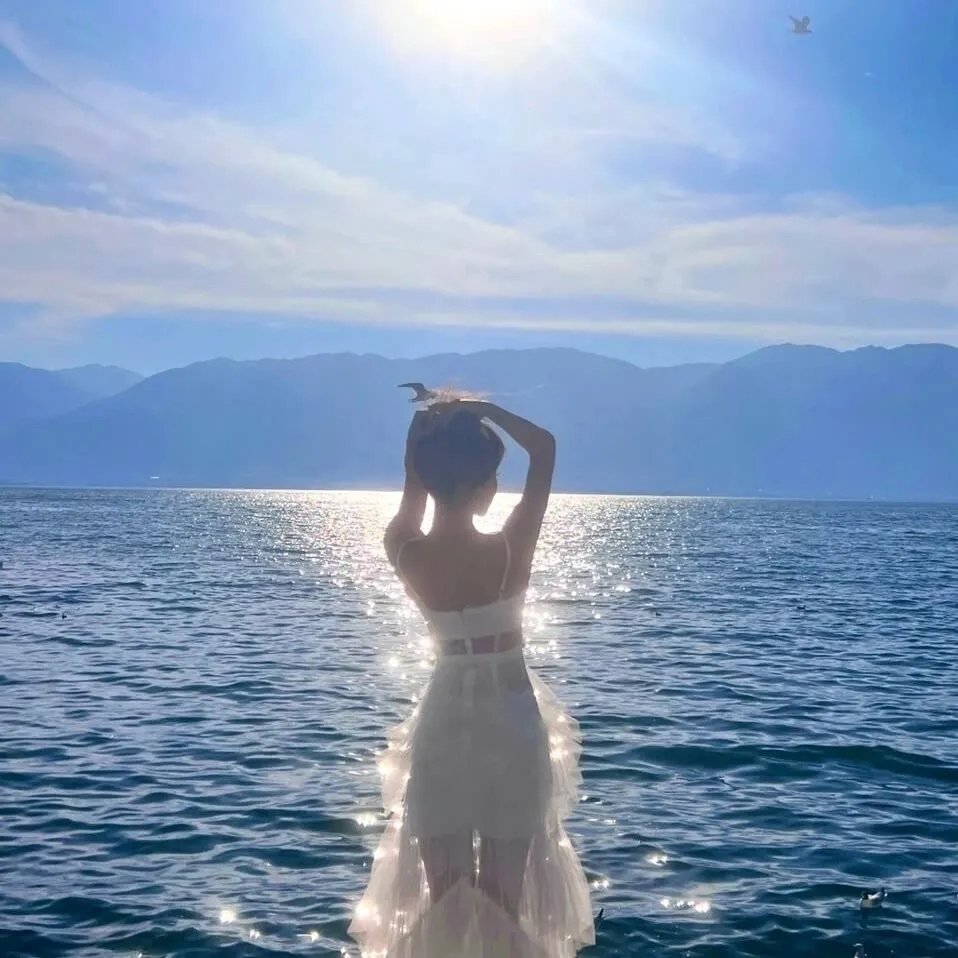 离家后我独自盛放